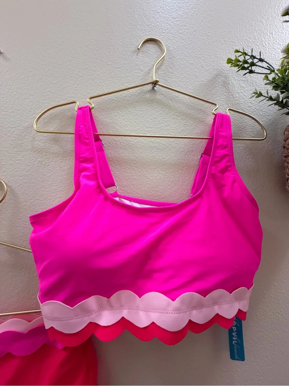 Bright Scalloped Two-Piece Bikini Set in Neon Pink